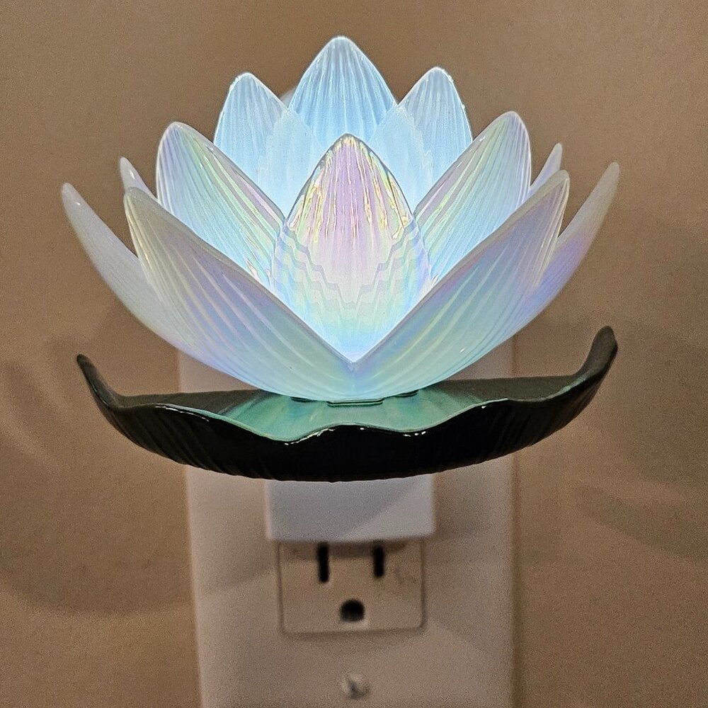 Bath and Body Works Disney Princess Collection Tiana Wallflower Night Light Plug